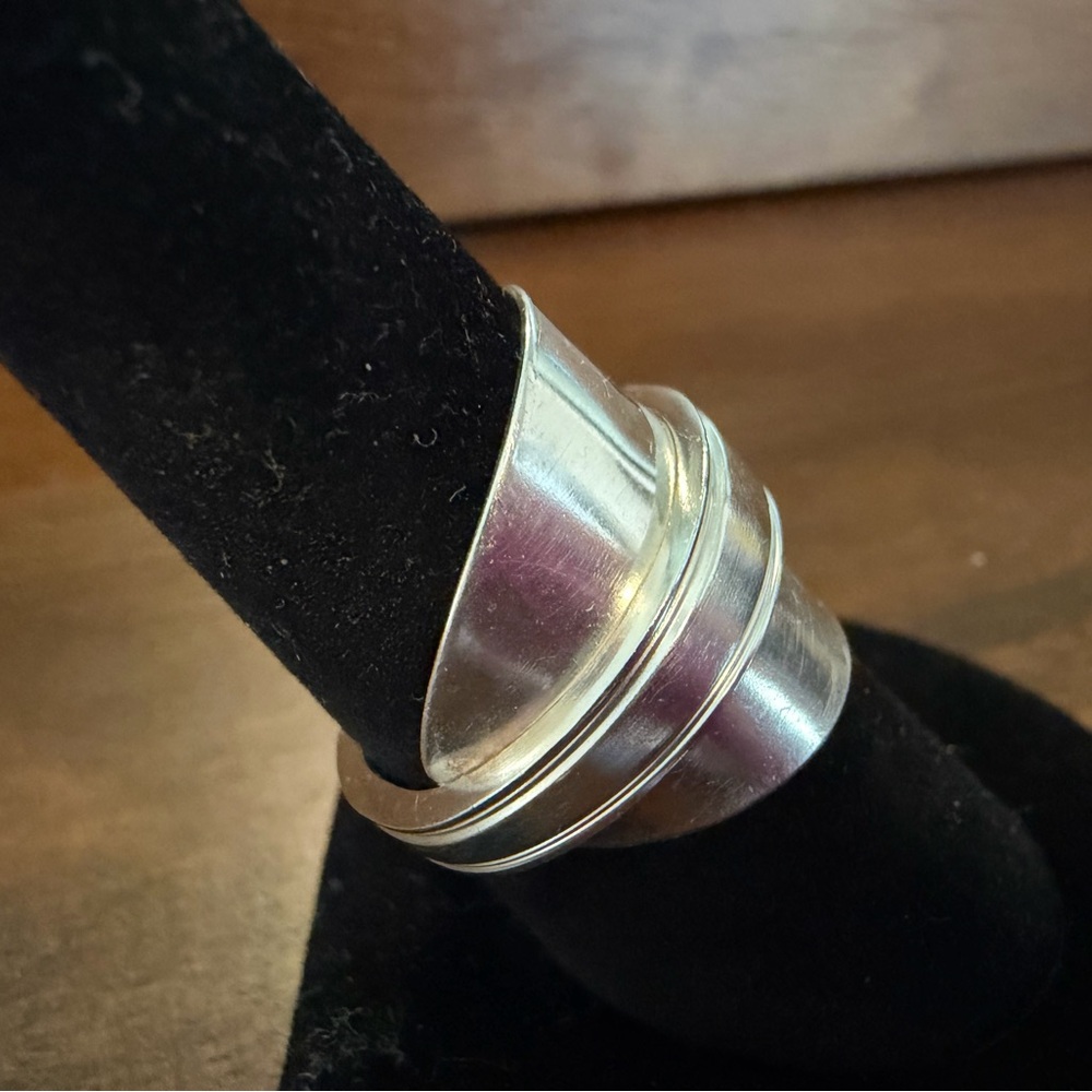 Saddle Spoon Ring - Picture 4 of 13